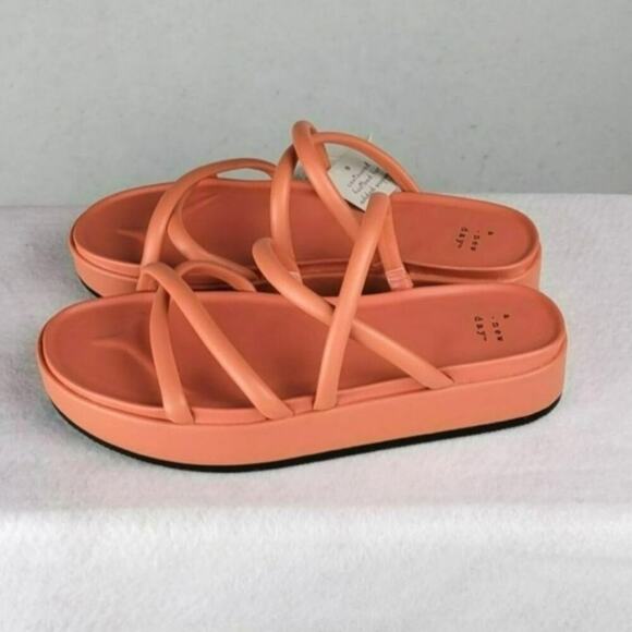 ❄️2/$5❄️[NEW IN BOX] A New Day Dory Apricot/Orange Strappy Sandals - Picture 4 of 4